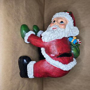 Santa Claus Toilet Paper Holder Climbing Figurine Christmas Bathroom Decor